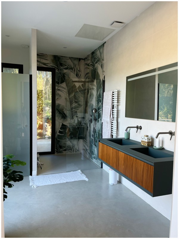 Construction d’une bastide à Aix en provence et architecture d'intérieur avec des agencements sur mesure et une décoration intérieure dans le Sud de la France