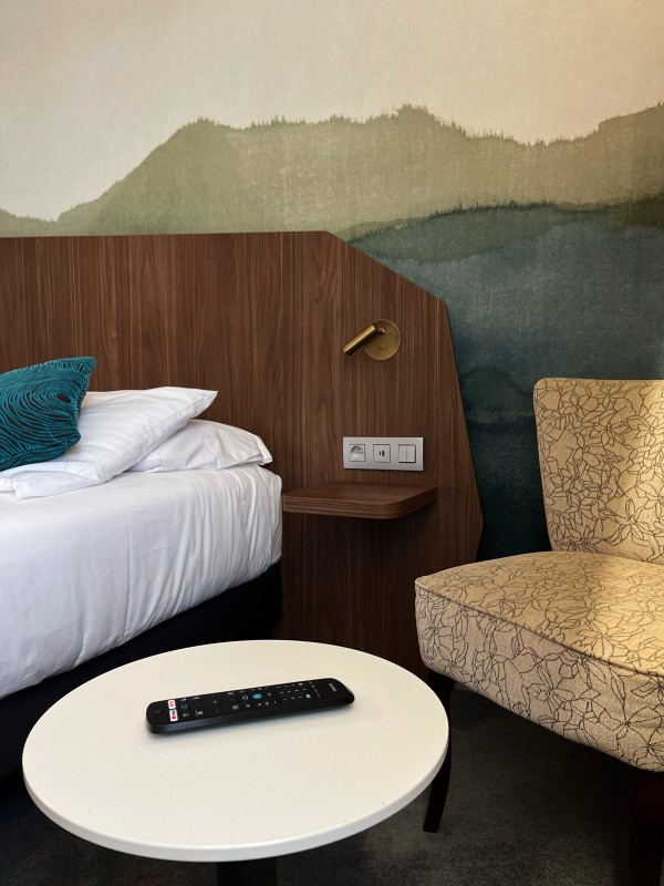 Rénovation et décoration intérieure de l'hôtel de l'Arbois pour le groupe Mercure situé à Aix en Provence dans le Sud de la France