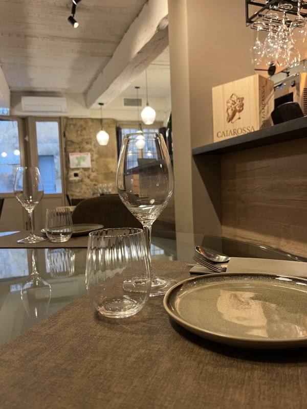 Rénovation et décoration d'un restaurant bistrot à Aix en Provence en plein centre de la ville provençale