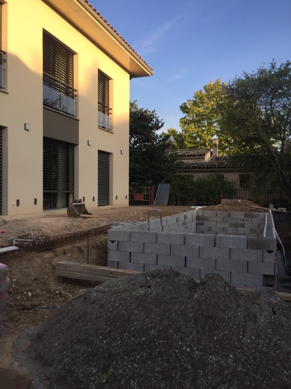 Projet de construction d'une bastide à Aix en Provence : plan - conception - travaux dans la région du sud de la France