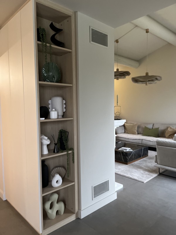 Avant/ après Rénovation d’une bastide des années 70 : rénovation intérieure et extérieure à la décoration soignée