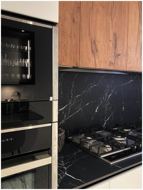 Décoration intérieure d'une maison entièrement repensée par l'agence d'architecture d'intérieur et de décoration d'intérieur basée à Aix en Provence et  à Rustrel dans le Luberon à Rustrel