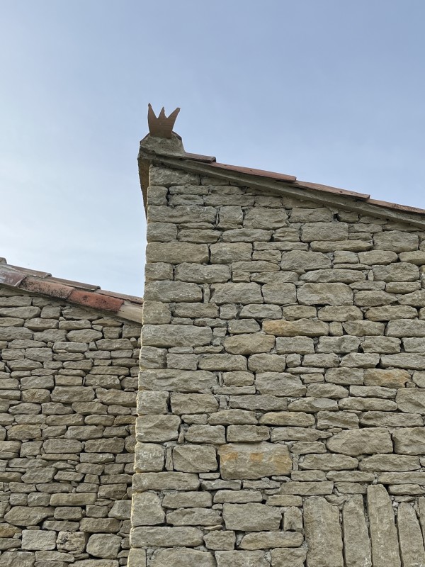 Une bastide entièrement aménagée et décorée par l’agence d’architecture d’intérieur située à Aix en Provence et à Rustrel