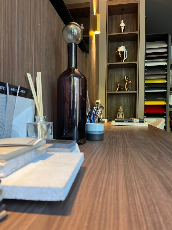 Un bureau dessiné sur mesure : agence d'architecture d'intérieur