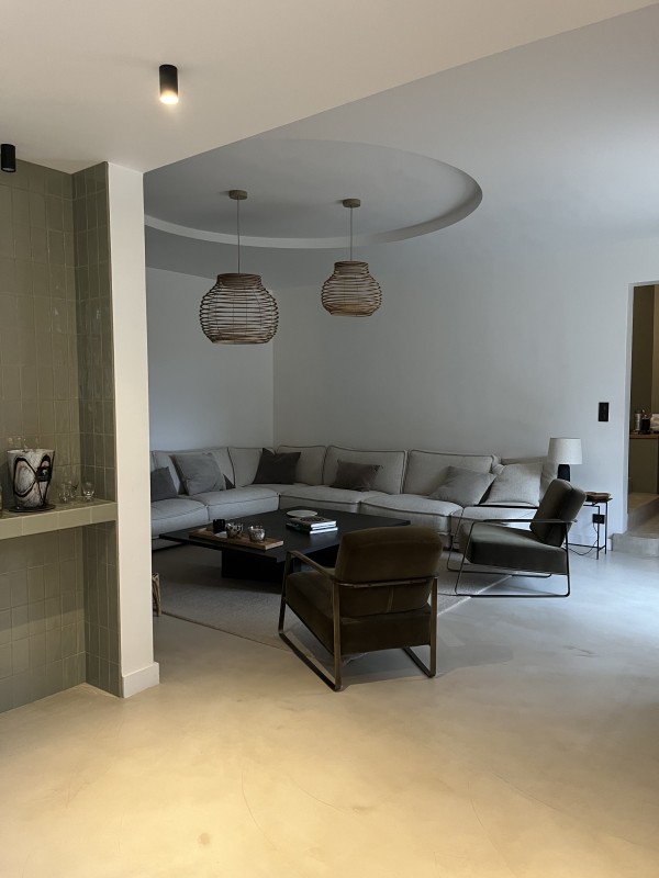 Décoration intérieure d’une bastide ancienne dans Le sud de la France près de la Sainte Victoire