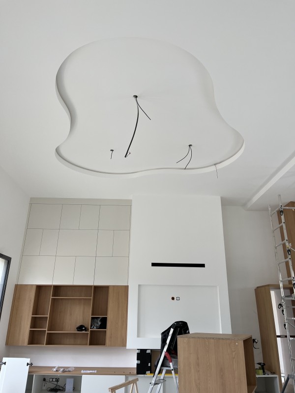 Construction d’une bastide à Aix en provence et architecture d'intérieur avec des agencements sur mesure et une décoration intérieure dans le Sud de la France