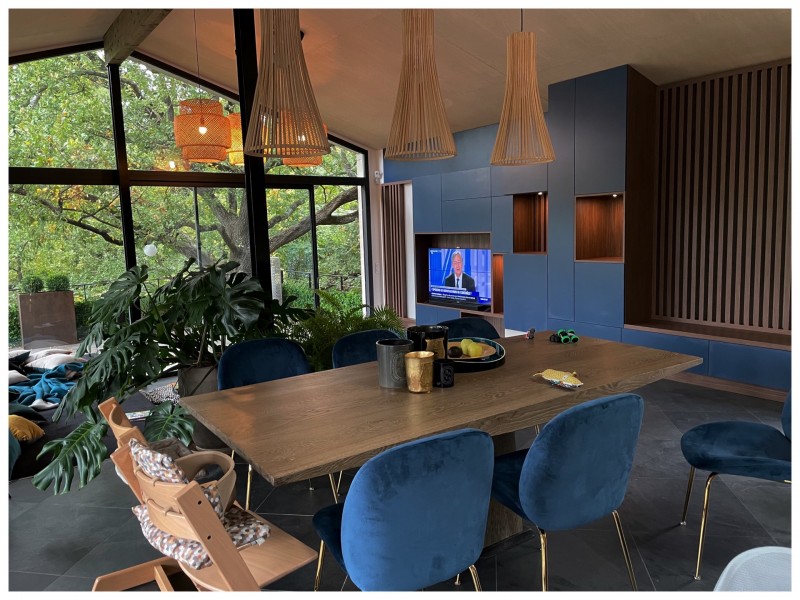 Comment décorer et transformer son espace intérieur : Creation d’un agencement intérieur sur mesure . Maison dans le sud de la France