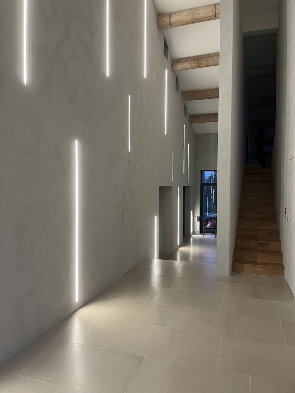 Une bastide entièrement aménagée et décorée par l’agence d’architecture d’intérieur située à Aix en Provence et à Rustrel