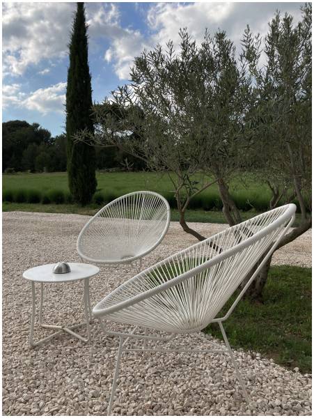 Création de chambres de charme de luxe et de gites dans le Luberon à Puyricard dans le Sud de la France