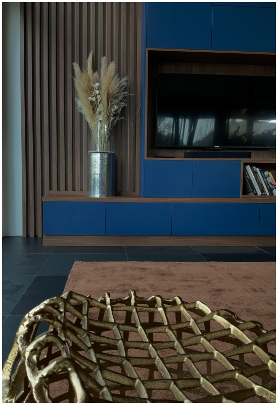 Comment décorer et transformer son espace intérieur : Creation d’un agencement intérieur sur mesure . Maison dans le sud de la France