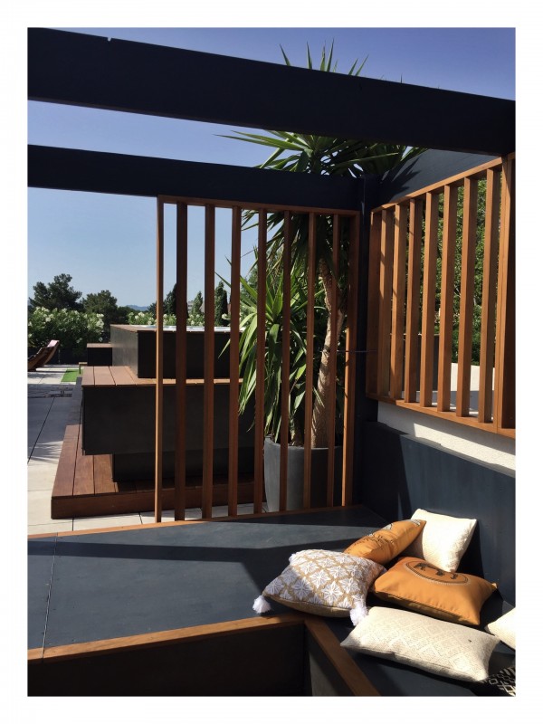 Comment se protéger du soleil sur une terrasse pour un appartement en duplex de 450 m2 à Aix en Provence