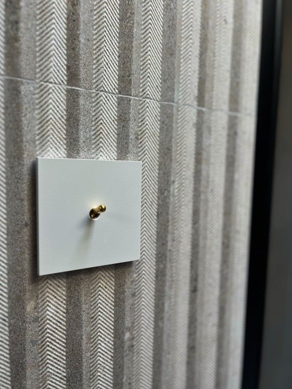 Rénovation d’une villa en Provence : art, matières nobles et aménagement sur mesure dans le Sud de la France pour ses collectionneurs d'art