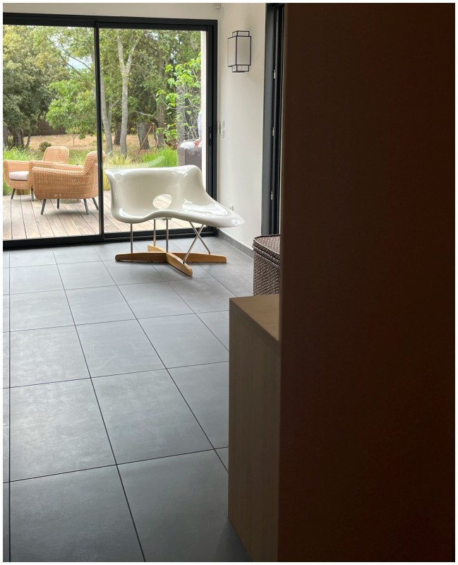 Une bastide contemporaine décorée et agencée par l’agence d’architecture d’intérieur levendesign dans Le sud de la France