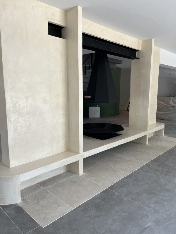 Décoration et rénovation intérieure d’un mas dans les Alpilles réalisé par une agence architecture d’intérieur