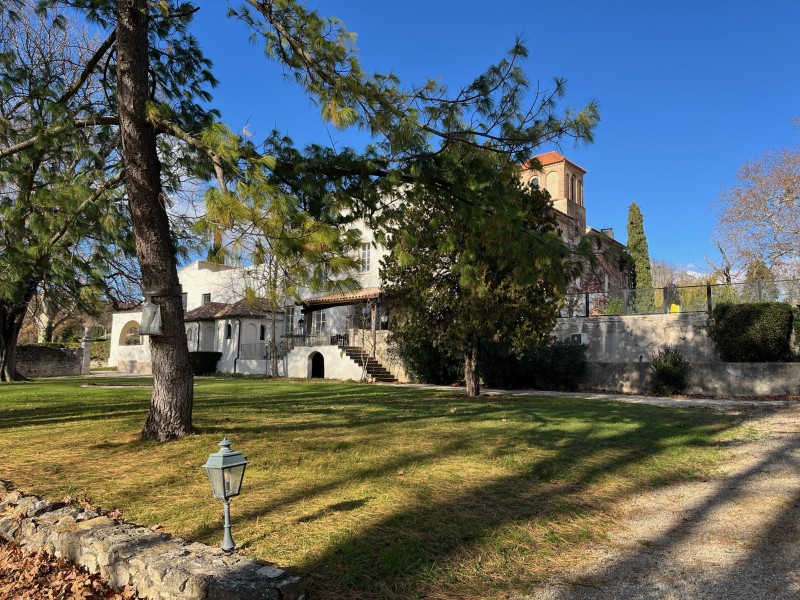 Rénovation et décoration intérieure d'un hôtel 4 étoiles et d'un restaurant étoilé en Drôme Provençale à Malataverne