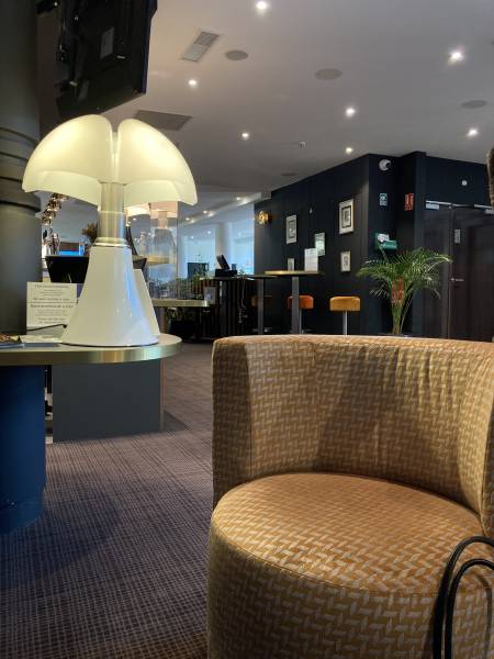 Rénovation et décoration intérieure de l'hôtel de l'Arbois pour le groupe Mercure situé à Aix en Provence dans le Sud de la France