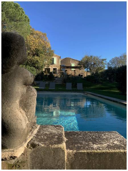 Magnifique rénovation et restauration d'une bastide dans le Sud de La France  agence d'architecture d'intérieur et décoration intérieure à Lourmarin dans le Luberon.