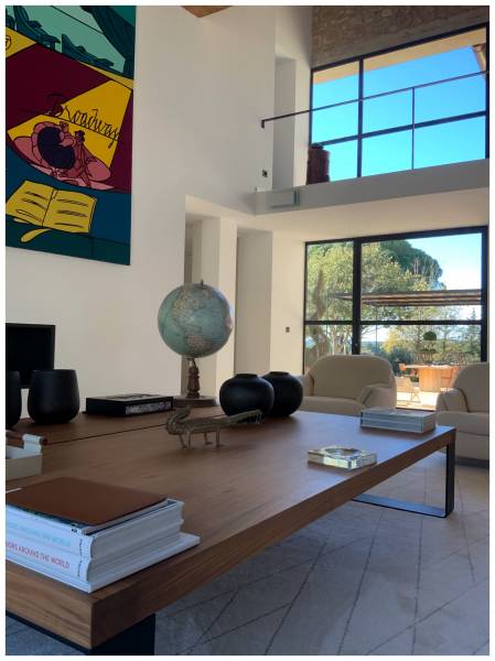 Magnifique rénovation et restauration d'une bastide dans le Sud de La France  agence d'architecture d'intérieur et décoration intérieure à Lourmarin dans le Luberon.