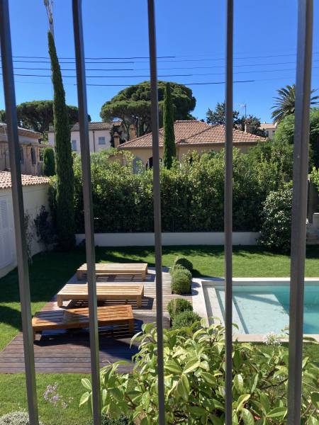 Création d’un jardin authentique et classique dans le Sud de la France à St Tropez