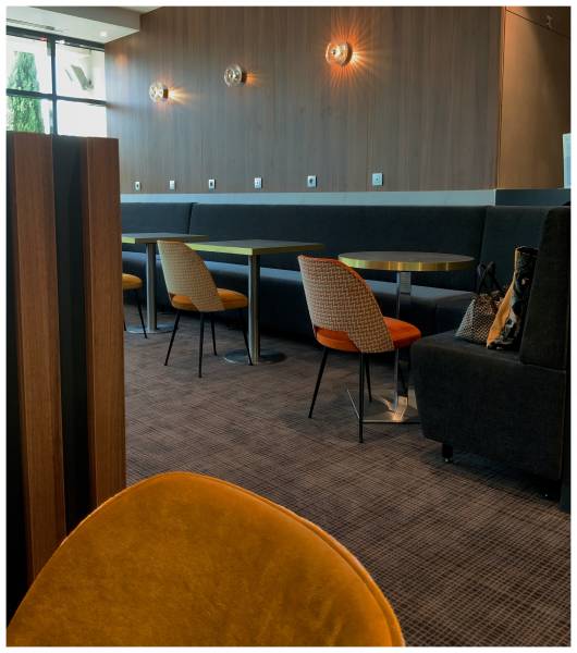 Rénovation d'un hôtel -restaurant : un concept fort et singulier mis en place par le cabinet d'architecture d'intérieur levendesign
