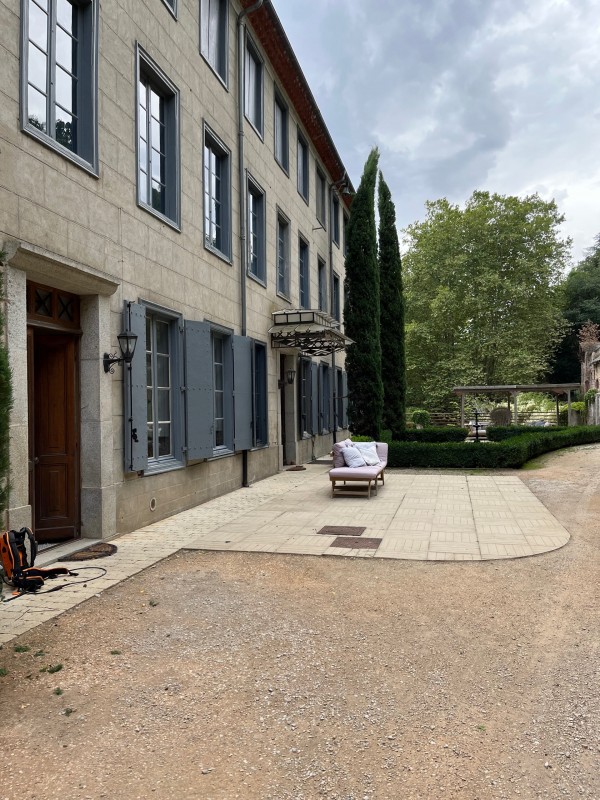 Château à rénover : Rénovation et décoration intérieure d’un château d'un espace atypique dans le Languedoc près de Carcassonne