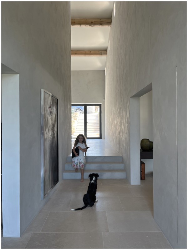 Construire sa bastide et réaliser une décoration intérieure de qualité par une agence d’architecture d’intérieur dans le Sud de la France département du Vaucluse.