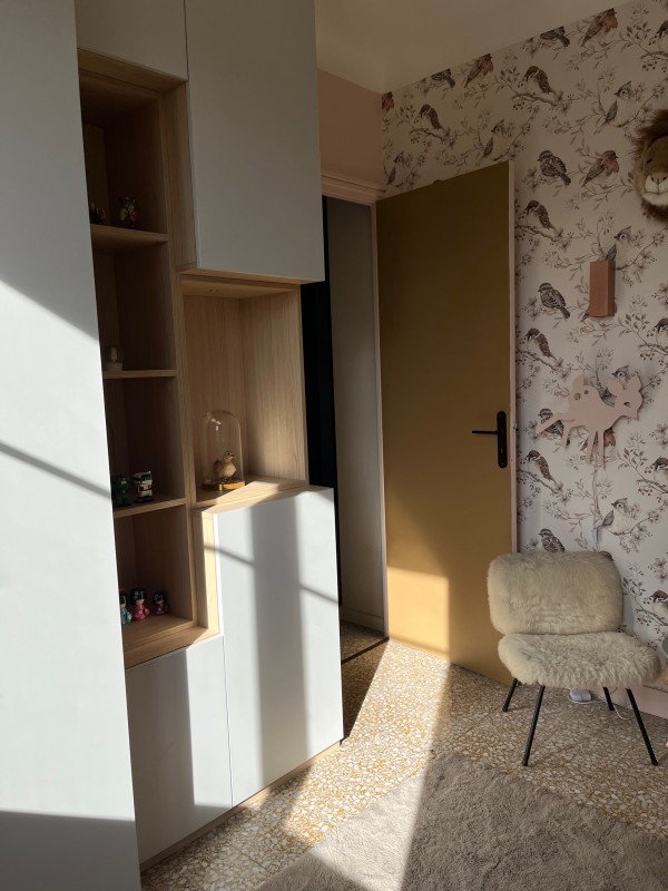 Décoration intérieure pour une chambre d'enfant dans un appartement à Aix-en-Provence