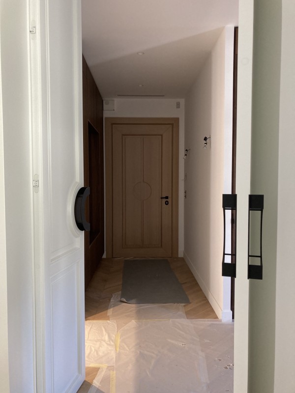 Portes originales dessinées sur mesure pour une maison d'exception sur St Tropez