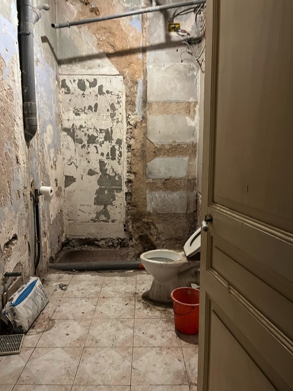 un hôtel particulier entièrement rénové et décoré à aix en provence dans le sud de la provence.