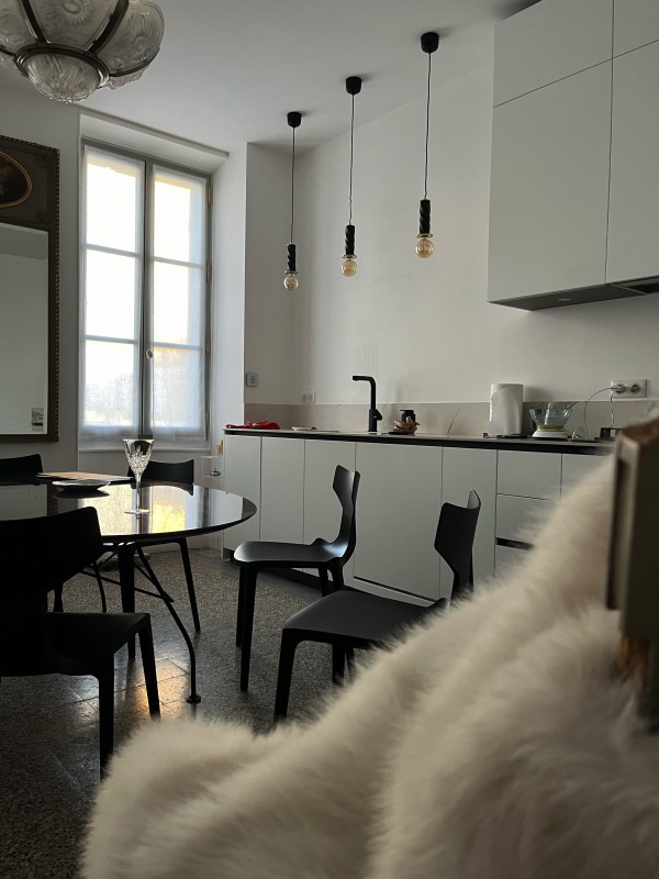 Incroyable rénovation et décoration intérieure d'une maison de maître en centre historique à Aix en Provence dans le Sud de La France 13100