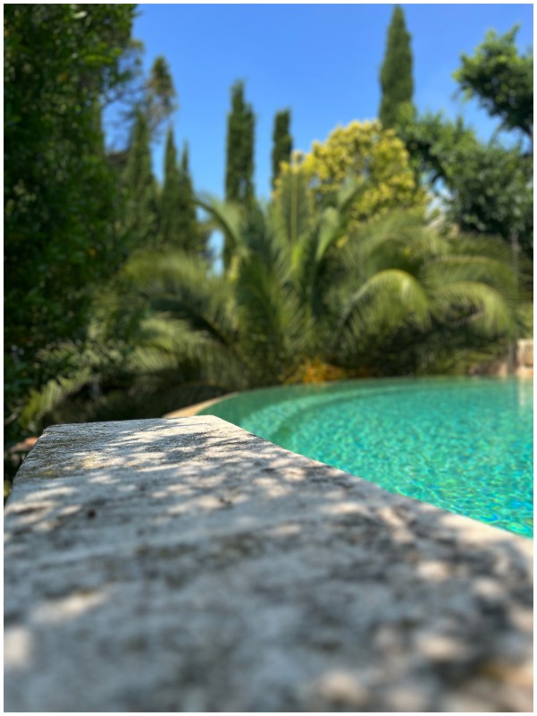 Rénovation intérieure et décoration pour cette maison de famille dans le Sud de la France en plein centre ville sur les hauteurs d’Aix en Provence