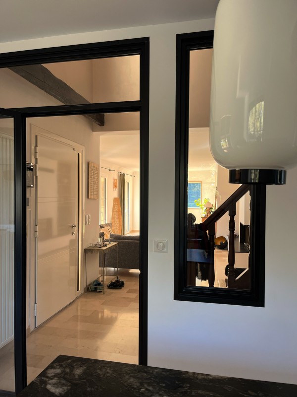 Rénovation intérieure cuisine et salon : comment créer un espace plus ouvert et chaleureux ?