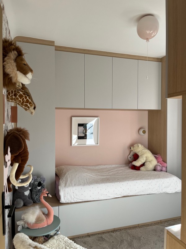 Décoration intérieure pour une chambre d'enfant dans un appartement à Aix-en-Provence