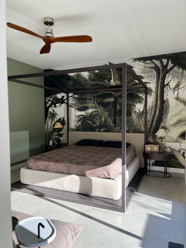 Un duo incontournable : construction d'une bastide contemporaine et création d'un jardin d'exception dans le Sud de la France à quelques pas d'Aix en provence .