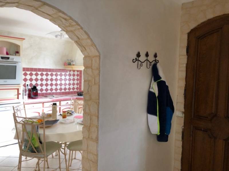 Extension pour cette maison de plain pied située à Port Saint Louis près des docks , bouches du rhône