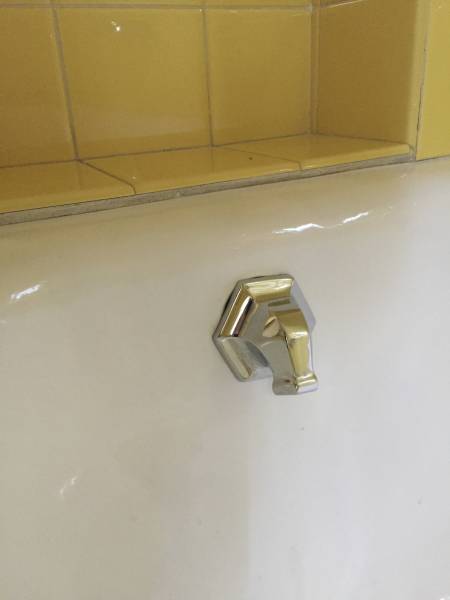 robinet art deco pertuis luberon