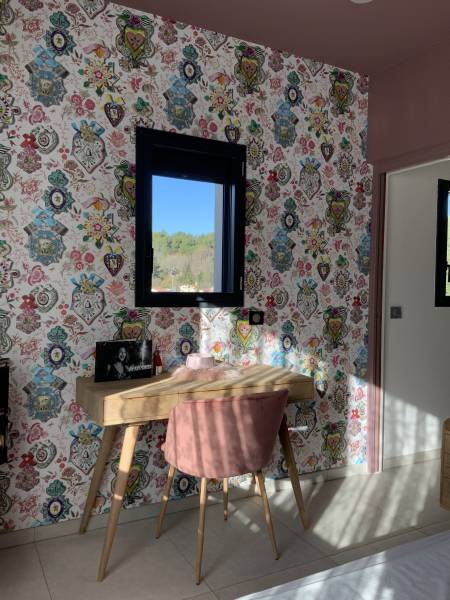 Comment choisir son papier peint ? Des conseils en décoration d'intérieur : choix des couleurs, des motifs et de proportions